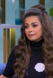 لقاء داليا مصطفى مع منى الشاذلي