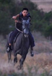 أطفال طريق الحرير