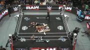 WWE Monday Night Raw 2025.12.15 مترجم