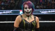 WWE Monday Night Raw 2025.12.22 مترجم