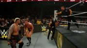 WWE Monday Night Raw 2025.12.01 مترجم