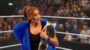 WWE.Friday.Night.SmackDown.2025.08.22 مترجم