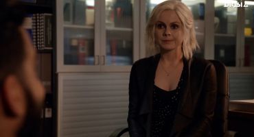 iZombie الموسم الثالث Conspiracy Weary 11