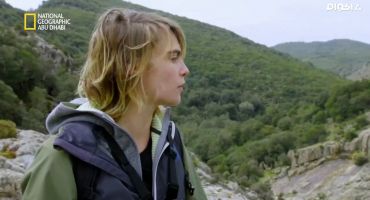 رحلة كارا ديليفين إلى جبال ساردينيا