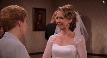 Everybody Loves Raymond الموسم السابع Robert's Wedding والاخيرة 24