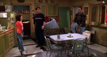 Everybody Loves Raymond الموسم الثاني The Garage Sale 23