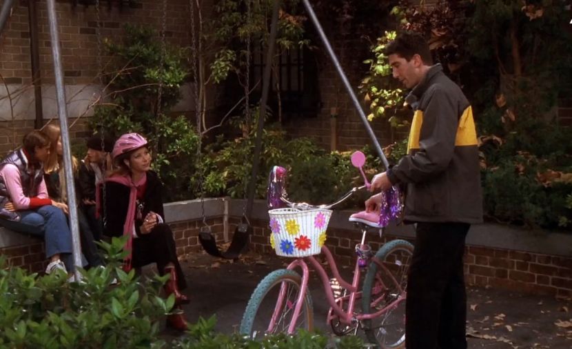 Friends الموسم السابع - الحلقة 9 The One with All the Candy