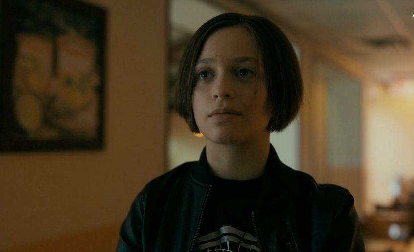 Paper Girls الموسم الاول - الحلقة 4 It Was Never About the Corn